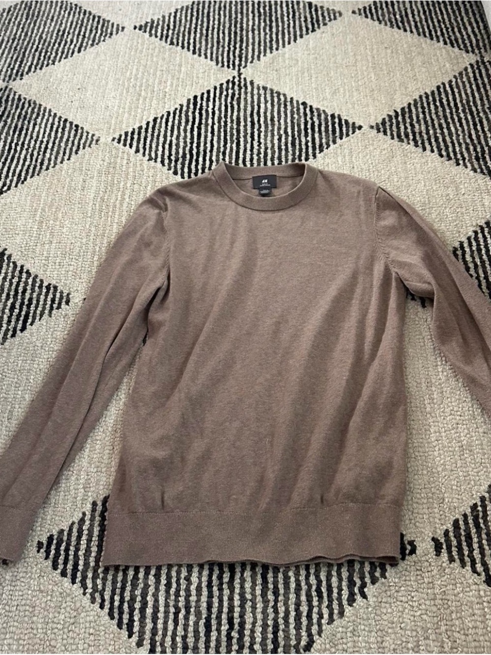 H&M Men's Taupe Crewneck Sweater - Lightweight Knit